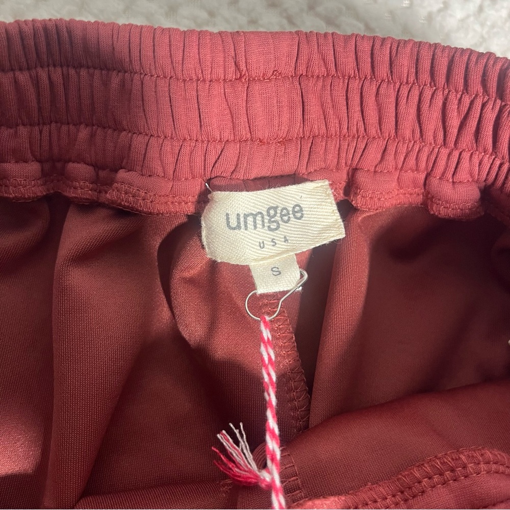 Umgee Womens Shorts Pink Coral Scalloped Hem Cotton Blend Comfort Small NWT - Picture 4 of 5